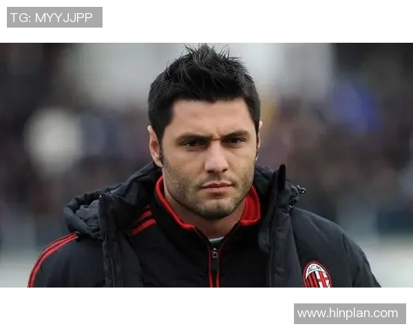 自己动手打造独特足球球星壁纸教程分享让房间更具运动激情魅力